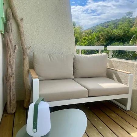 Lägenhet Mazet Vue Et Piscine Chauffee