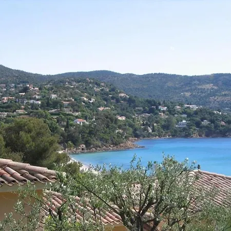 Mazet Vue Et Piscine Chauffee Apartmán Le Lavandou