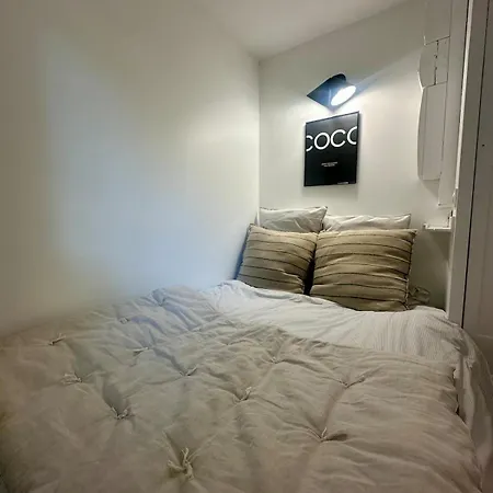 Mazet Vue Et Piscine Chauffee Le Lavandou