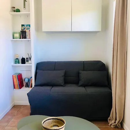 Mazet Vue Et Piscine Chauffee Apartmán *