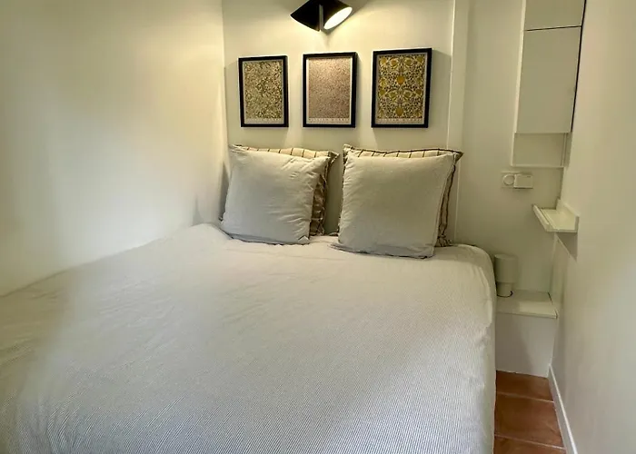 Mazet Vue Et Piscine Chauffee Lägenhet *